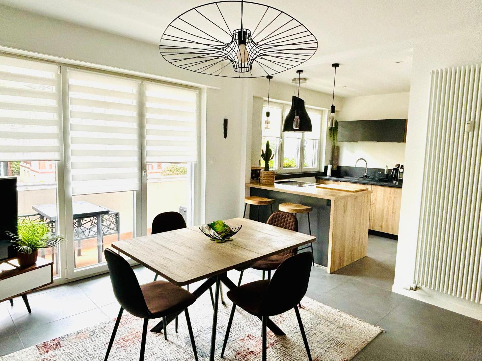 Appartement De Standing Proche Centre Ville Et Gare Mulhouse Exteriör bild